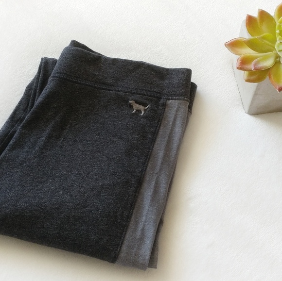 PINK Victoria's Secret Grey Leggings Size Small - Picture 3 of 6